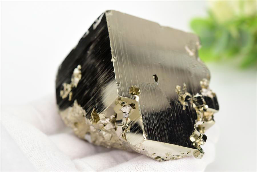 ペルー産　ワンサラ　パイライト　原石　鉱物　黄鉄鉱　 Huanzala　Pyrite　天然石　パワーストーン