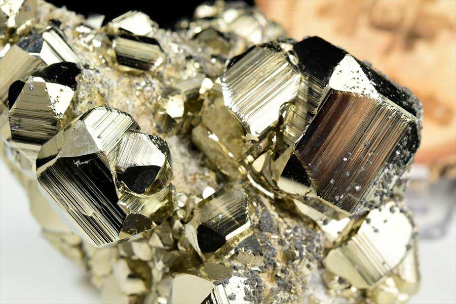 ペルー産　ラクラカンチャ　パイライト　原石　鉱物　黄鉄鉱　 Racracancha　Pyrite　天然石　パワーストーン