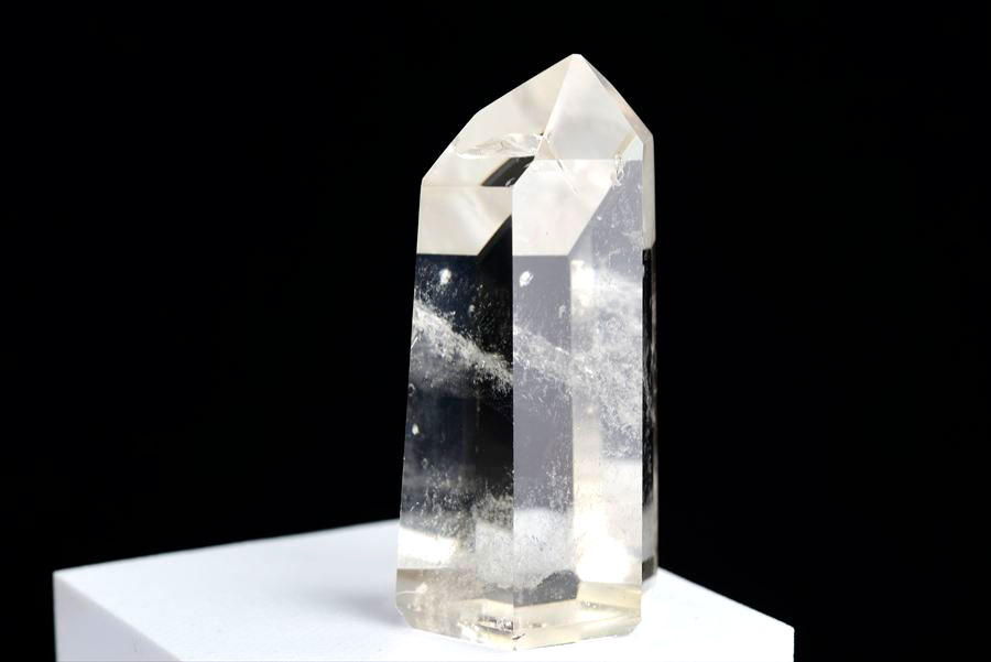水晶　ポイント　六角柱　ブラジル　ポンペウ産　天然水晶　透明　置物　インテリア　浄化　天然石　パワーストーン