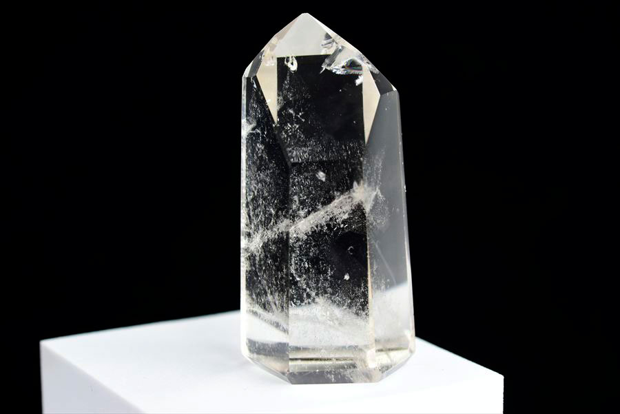水晶　ポイント　六角柱　ブラジル　ポンペウ産　天然水晶　透明　置物　インテリア　浄化　天然石　パワーストーン