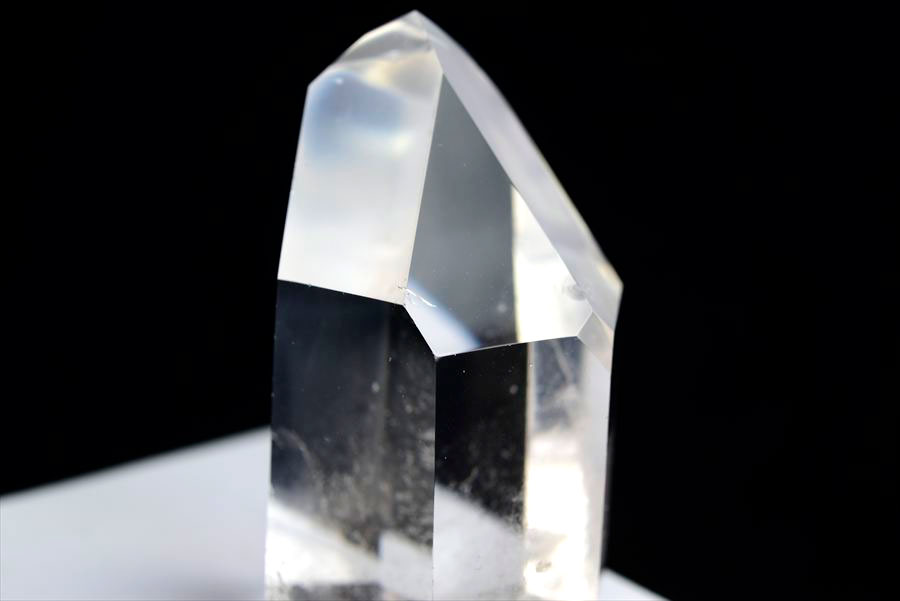 水晶　ポイント　六角柱　ブラジル　ポンペウ産　天然水晶　透明　置物　インテリア　浄化　天然石　パワーストーン