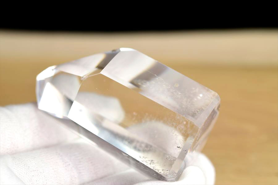 水晶　ポイント　六角柱　ブラジル　ポンペウ産　天然水晶　透明　置物　インテリア　浄化　天然石　パワーストーン