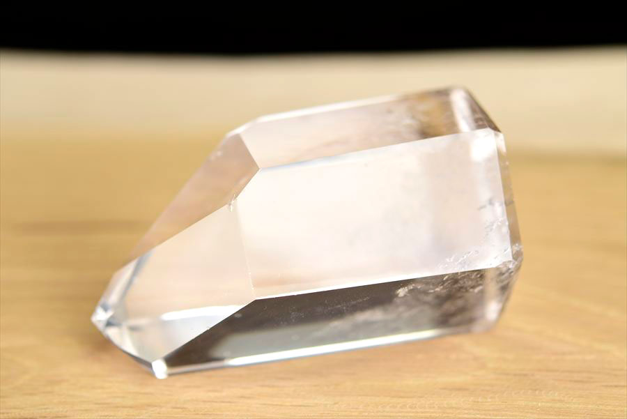水晶　ポイント　六角柱　ブラジル　ポンペウ産　天然水晶　透明　置物　インテリア　浄化　天然石　パワーストーン