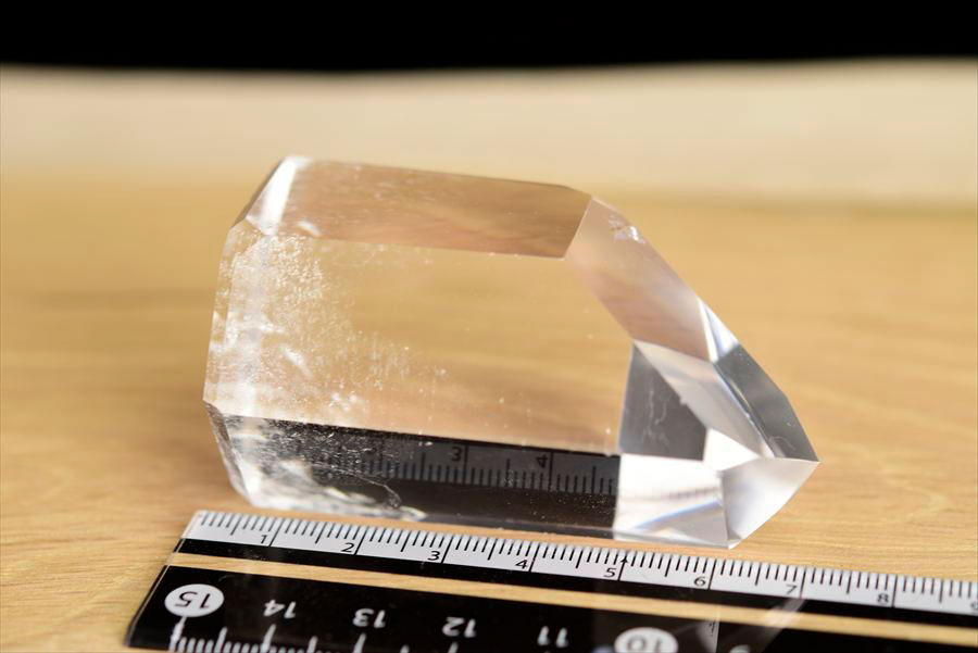 水晶　ポイント　六角柱　ブラジル　ポンペウ産　天然水晶　透明　置物　インテリア　浄化　天然石　パワーストーン