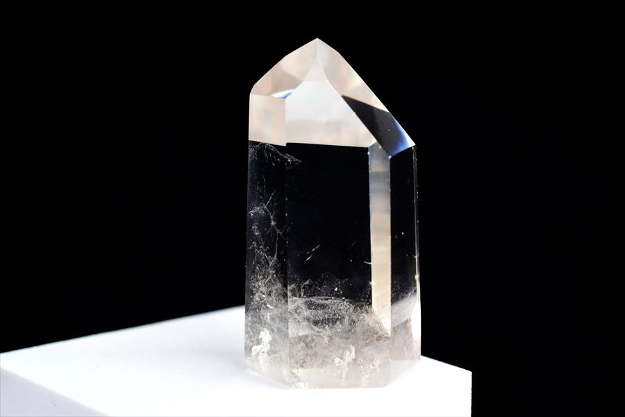 水晶　ポイント　六角柱　ブラジル　ポンペウ産　天然水晶　透明　置物　インテリア　浄化　天然石　パワーストーン
