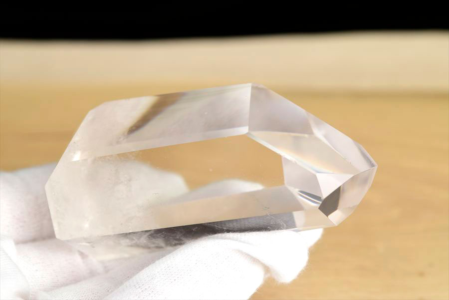水晶　ポイント　六角柱　ブラジル　ポンペウ産　天然水晶　透明　置物　インテリア　浄化　天然石　パワーストーン