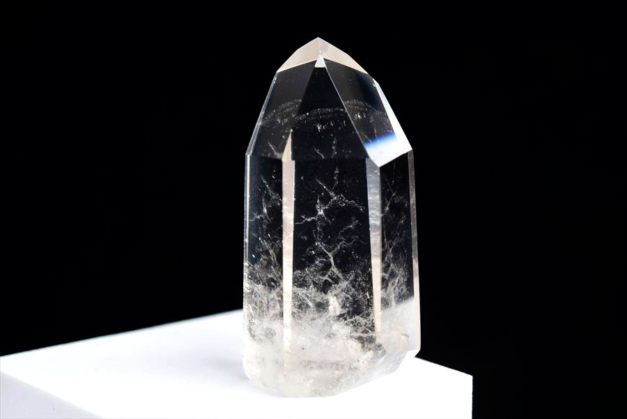 水晶　ポイント　六角柱　ブラジル　ポンペウ産　天然水晶　透明　置物　インテリア　浄化　天然石　パワーストーン