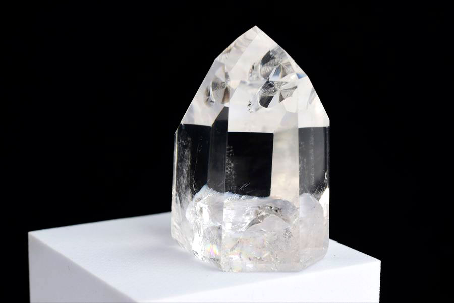 水晶　ポイント　六角柱　ブラジル　ポンペウ産　天然水晶　透明　置物　インテリア　浄化　天然石　パワーストーン