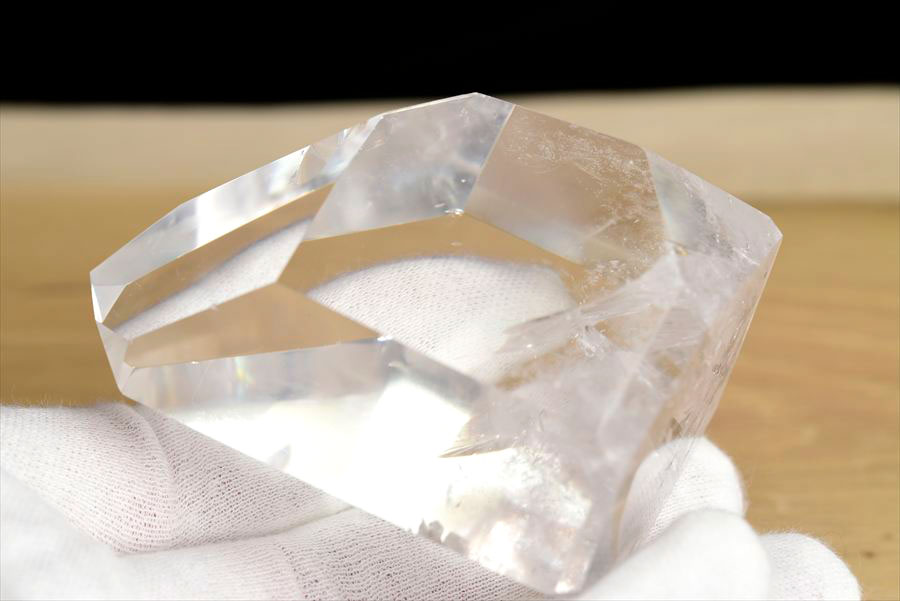 水晶　ポイント　六角柱　ブラジル　ポンペウ産　天然水晶　透明　置物　インテリア　浄化　天然石　パワーストーン
