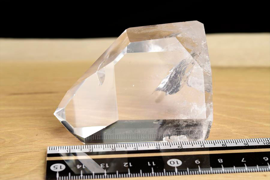 水晶　ポイント　六角柱　ブラジル　ポンペウ産　天然水晶　透明　置物　インテリア　浄化　天然石　パワーストーン