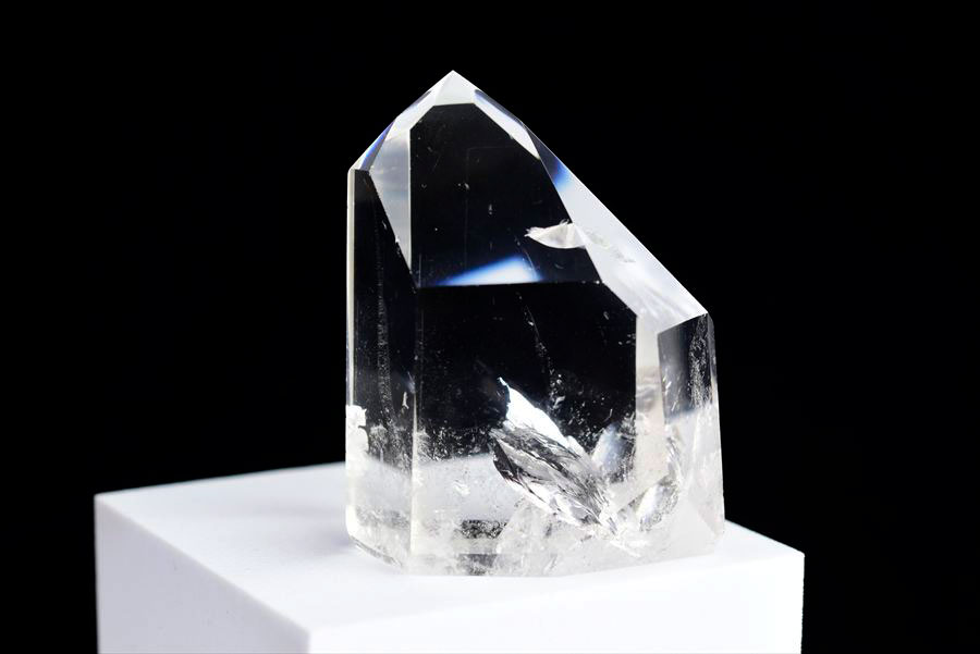 水晶　ポイント　六角柱　ブラジル　ポンペウ産　天然水晶　透明　置物　インテリア　浄化　天然石　パワーストーン