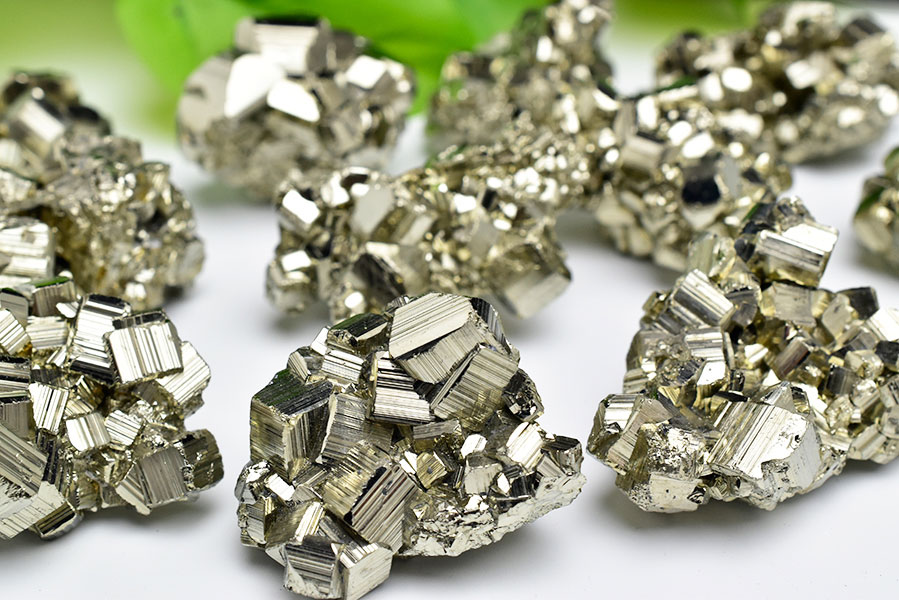 ペルー産　ワンサラ　パイライト　原石　クラスター　黄鉄鉱　Huanzala Huallanca Pyrite　天然石　パワーストーン