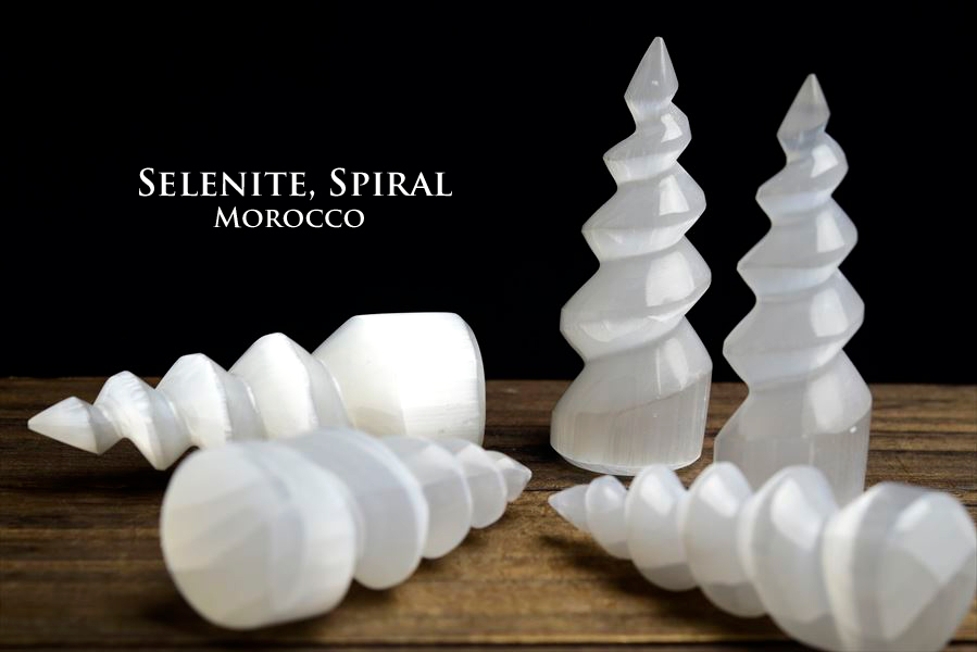 キャッツアイセレナイト　スパイラル　タワー　置物　ワンド　selenite spiral tower　天然石　パワーストーン