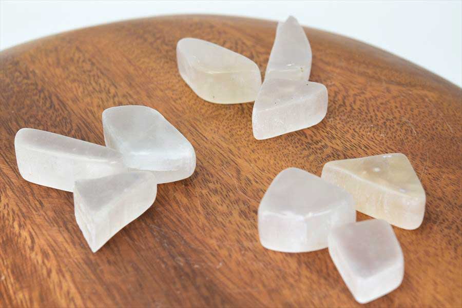 カリフォルニア産 テレビ石 ウレキサイト Ulexite 天然石 パワーストーン