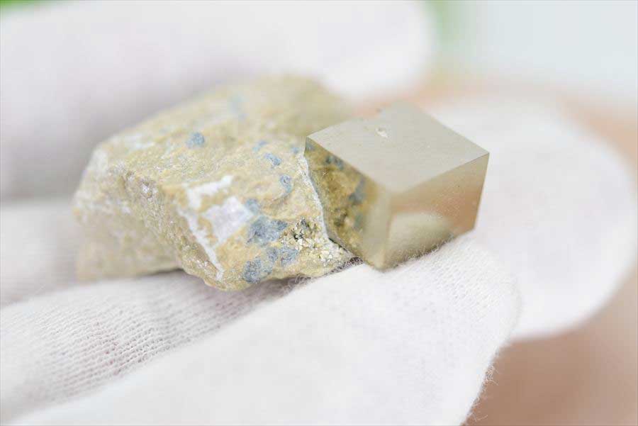 スペイン産　パイライト　キュービックパイライト　原石　鉱物　黄鉄鉱　 Navajun　Pyrite　天然石　パワーストーン