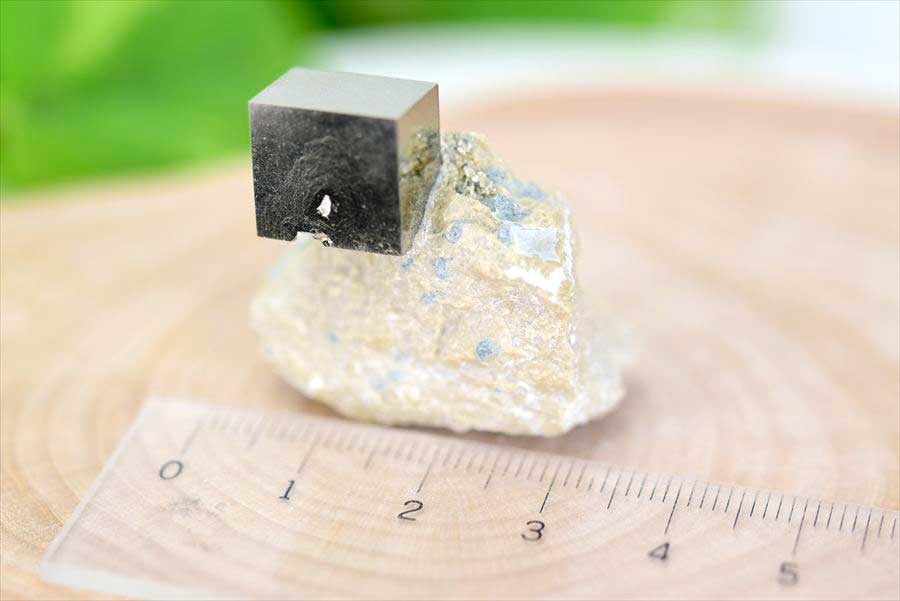 スペイン産　パイライト　キュービックパイライト　原石　鉱物　黄鉄鉱　 Navajun　Pyrite　天然石　パワーストーン