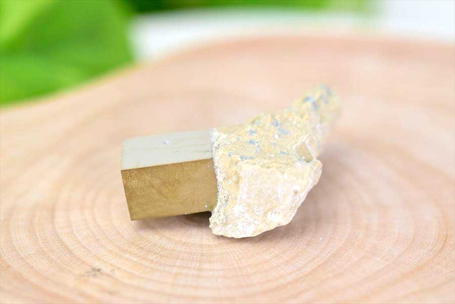 スペイン産　パイライト　キュービックパイライト　原石　鉱物　黄鉄鉱　 Navajun　Pyrite　天然石　パワーストーン