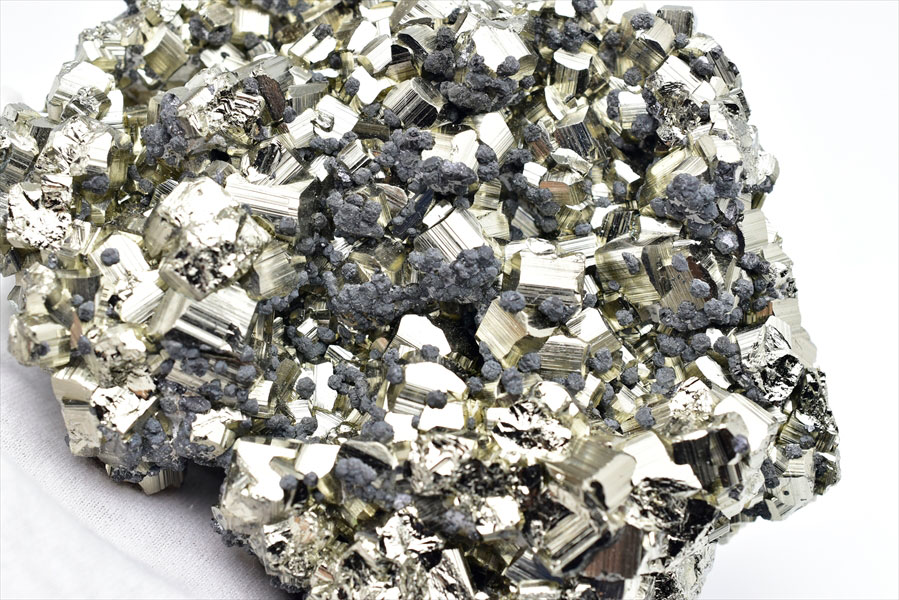 ペルー産　ワンサラ　パイライト　原石　クラスター　黄鉄鉱　Huanzala Huallanca Pyrite　天然石　パワーストーン