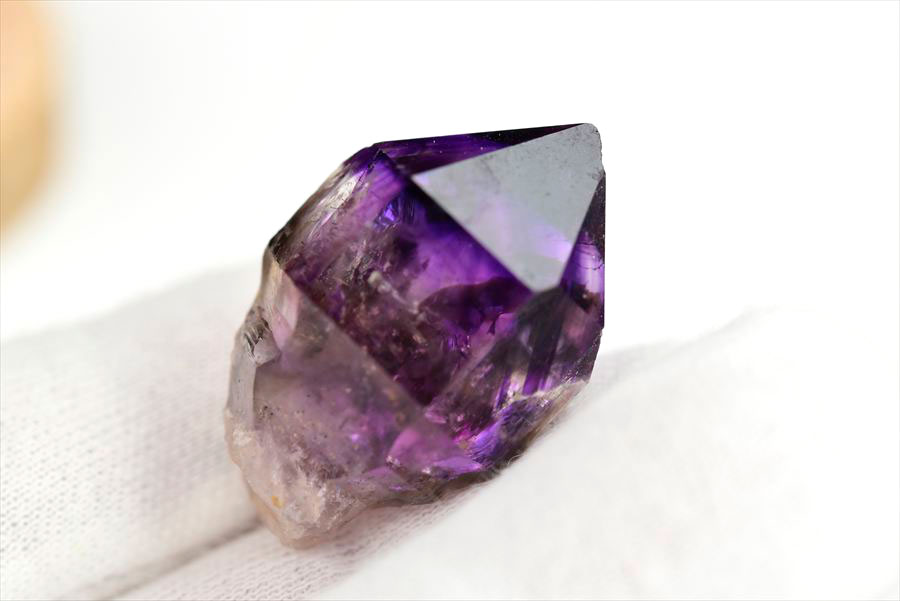 ジンバブエ産　アメジストエレスチャル　セプターアメジスト　紫水晶　鉱物　標本　パワーストーン